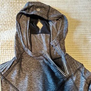 Lululemon 1/4 Zip Running -  size 10